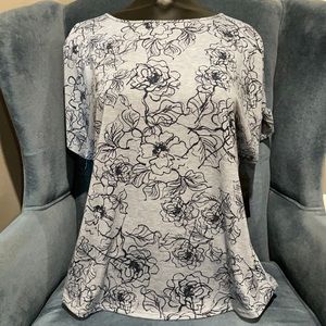 New w/tags stitch fix cold shoulder top. Size Large